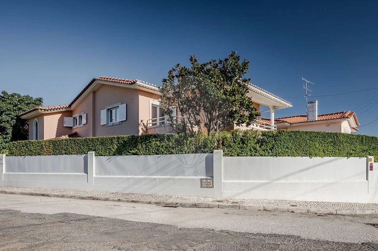 Moradia T6 para Venda em Cascais e Estoril Foto 5