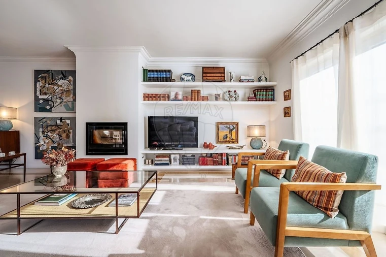 Moradia T6 para Venda em Cascais e Estoril Foto 2