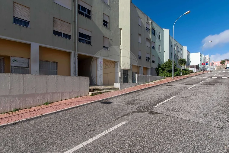 Apartamento T2 para Venda em Oeiras e São Julião da Barra, Paço de Arcos e Caxias Foto 21