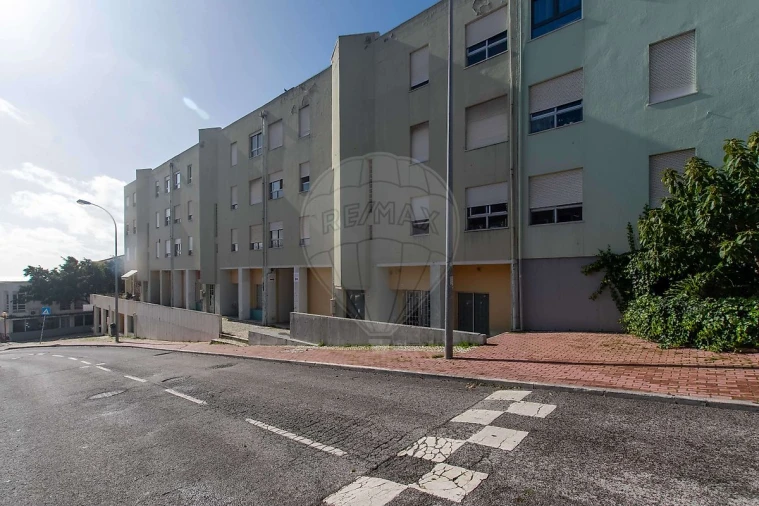 Apartamento T2 para Venda em Oeiras e São Julião da Barra, Paço de Arcos e Caxias Foto 19
