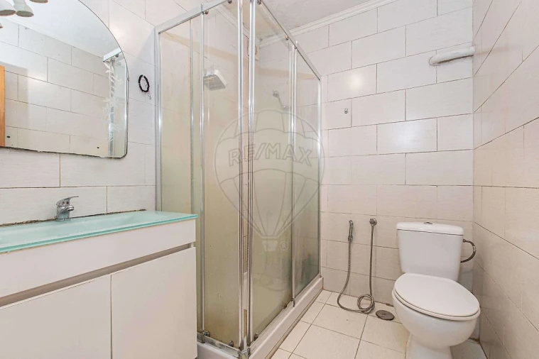 Apartamento T2 para Venda em Oeiras e São Julião da Barra, Paço de Arcos e Caxias Foto 17