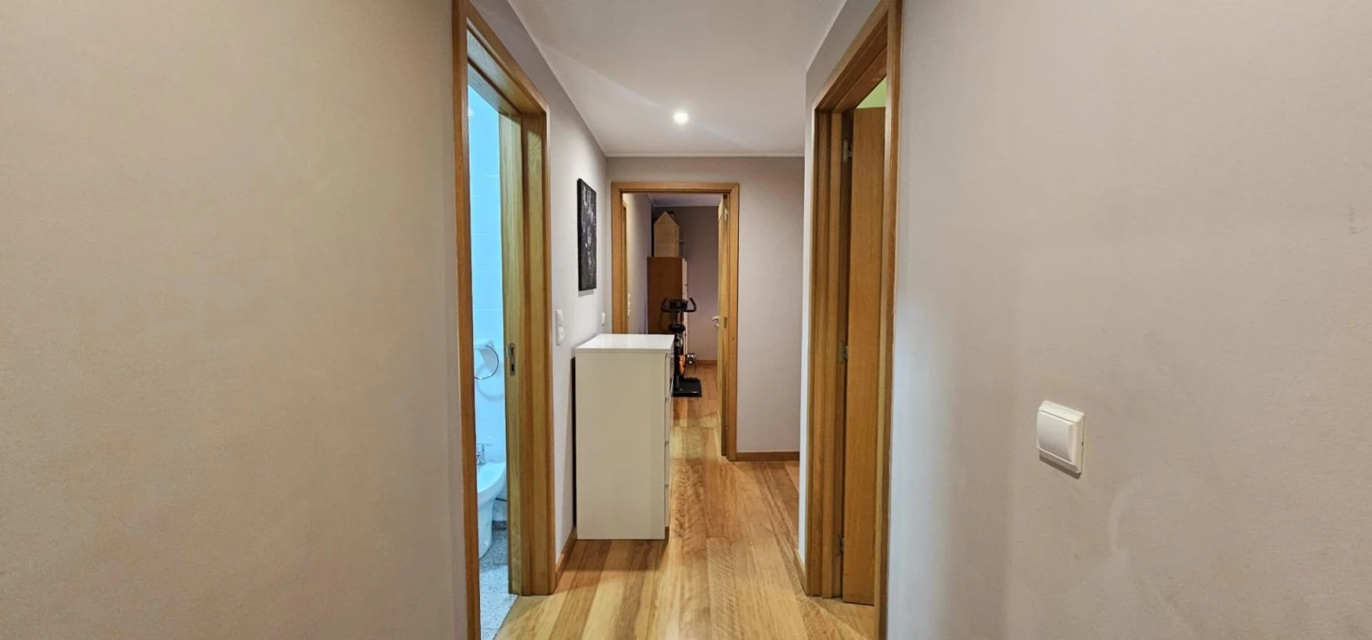 Apartamento T3 para Venda em Moreira Foto 17