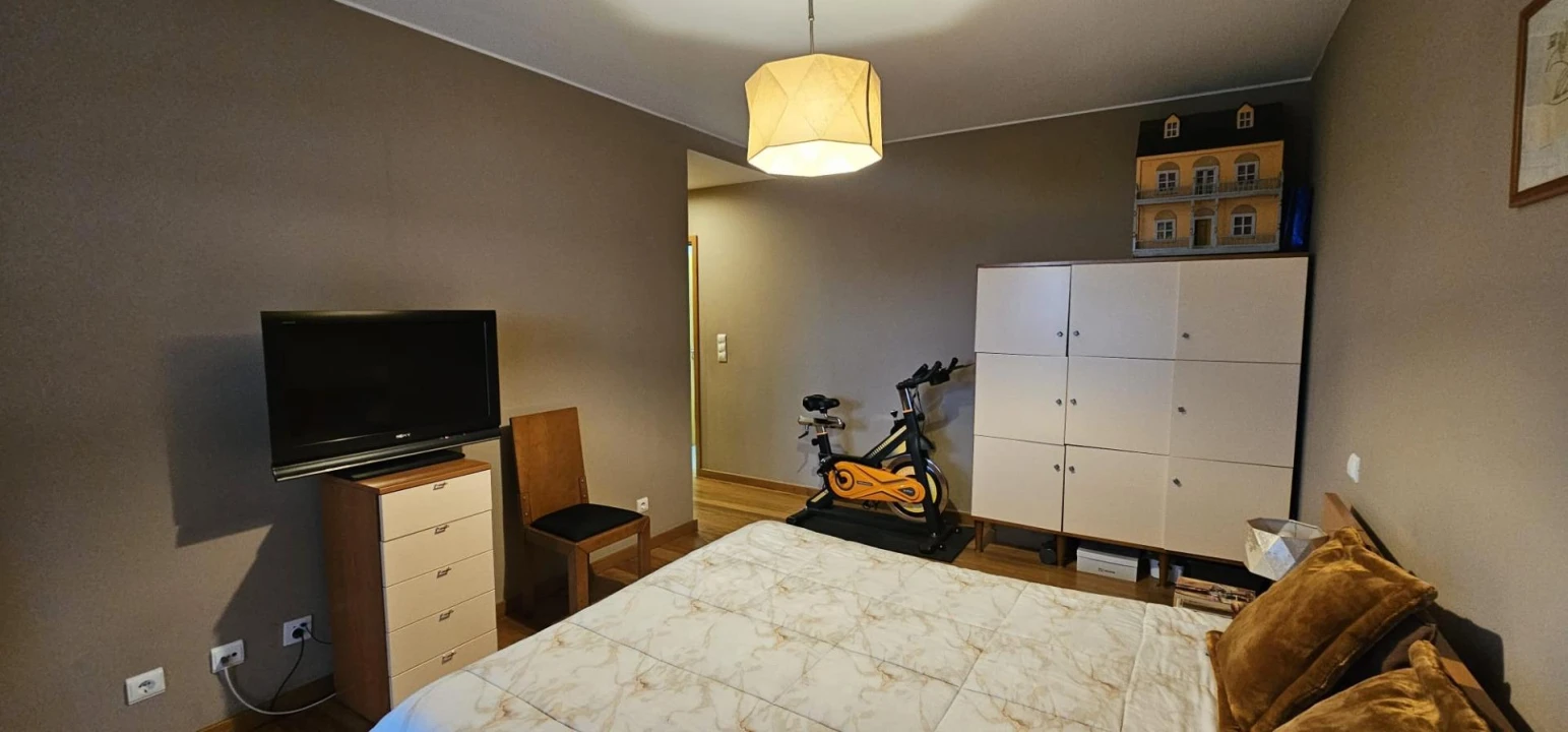 Apartamento T5 para Venda em Moreira Foto 19