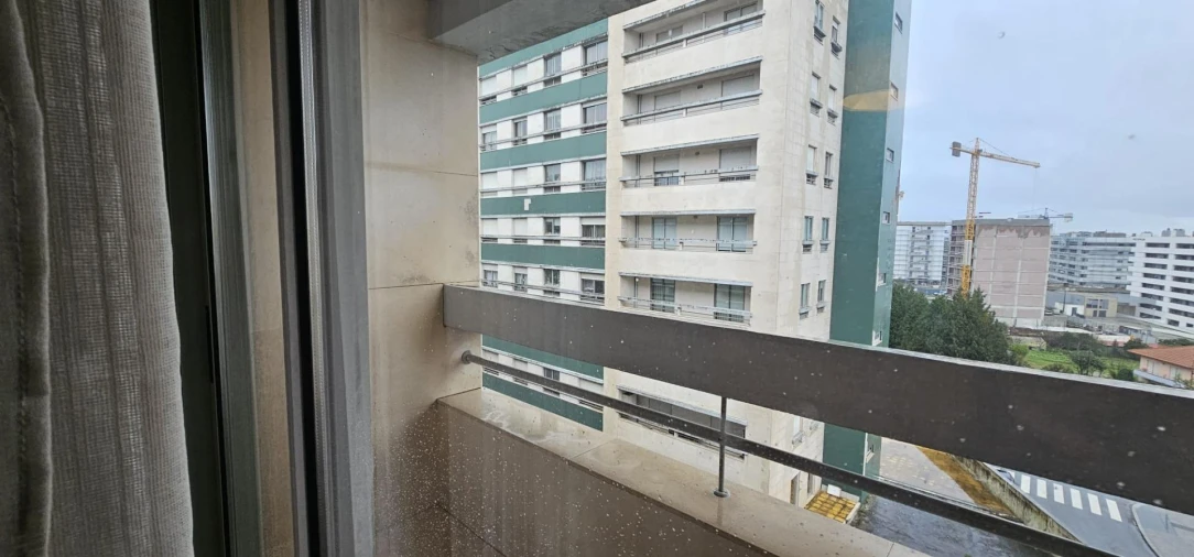 Apartamento T5 para Venda em Moreira Foto 17