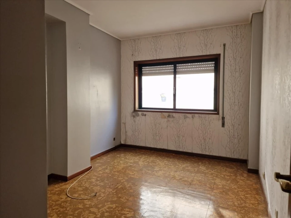 Apartamento T1 para Venda em Mafamude e Vilar do Paraíso Foto 7