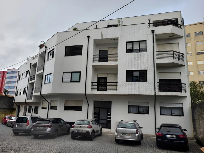 Apartamento T1 para Venda em Mafamude e Vilar do Paraíso Foto 1