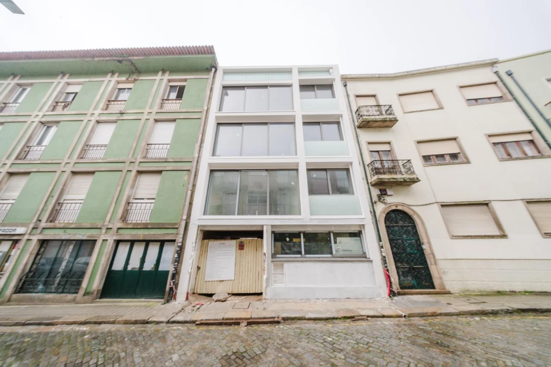 Apartamento T2 para Venda em Lordelo do Ouro e Massarelos Foto 9