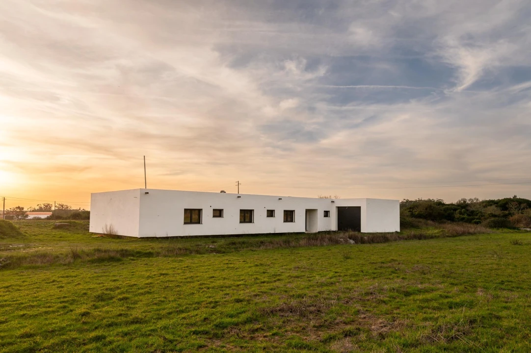 Moradia T6 para Venda em Reguengo Grande Foto 10