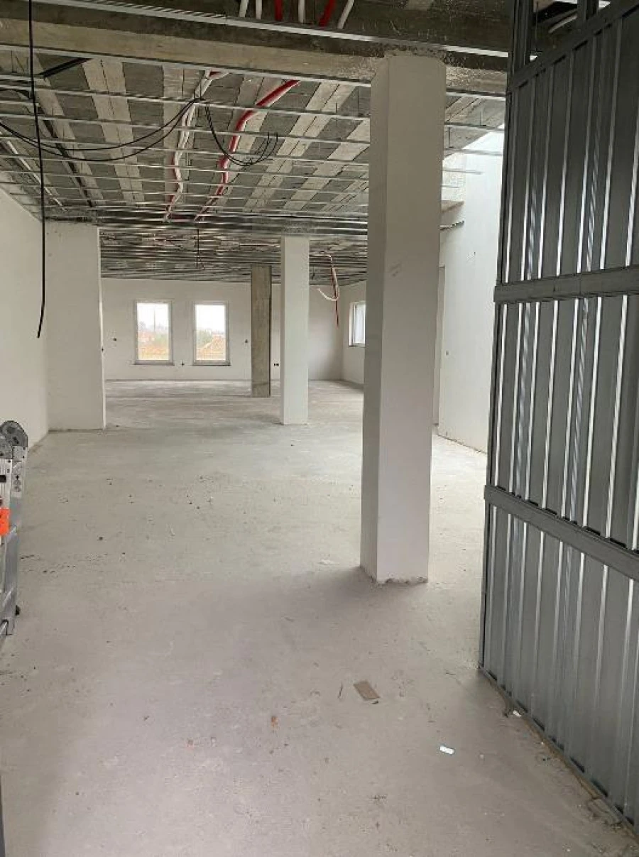 Moradia T6 para Venda em Reguengo Grande Foto 5