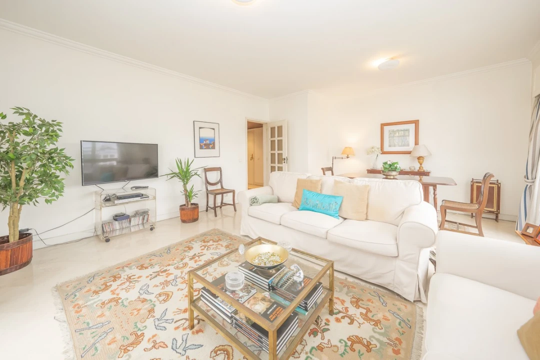 Apartamento T2 para Venda em Algés, Linda-A-Velha e Cruz Quebrada-Dafundo Foto 4