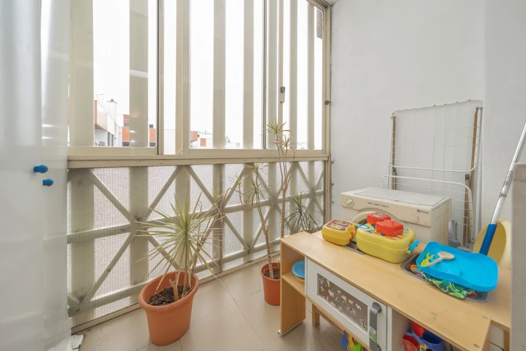 Apartamento T2 para Venda em Algés, Linda-A-Velha e Cruz Quebrada-Dafundo Foto 13