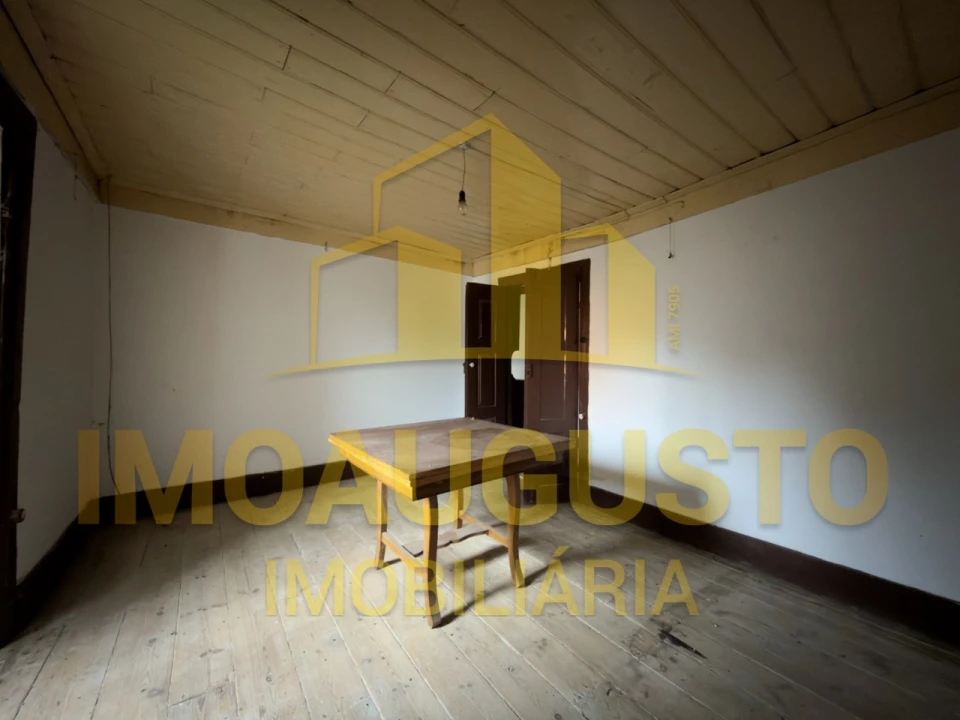 Moradia T4 para Venda em Cinco Vilas e Reigada Foto 9