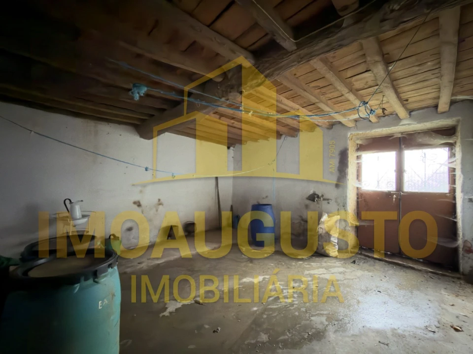 Moradia T4 para Venda em Cinco Vilas e Reigada Foto 11