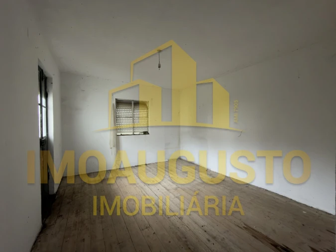 Moradia T4 para Venda em Cinco Vilas e Reigada Foto 8