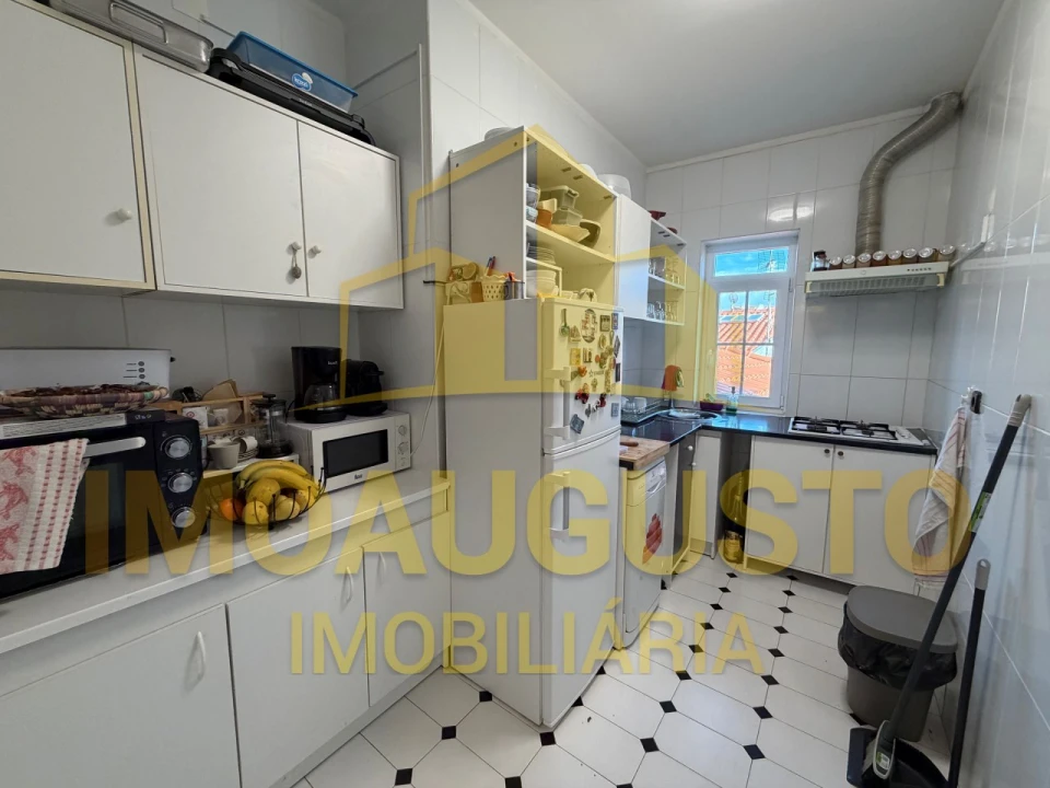 Prédio para Venda em Guarda Foto 6