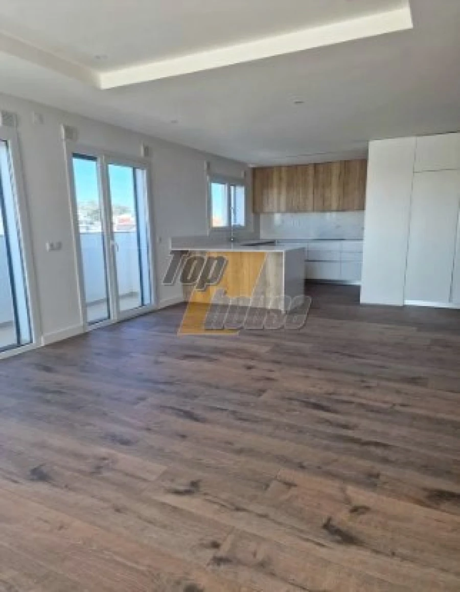 Apartamento T3 para Venda em Laranjeiro e Feijó