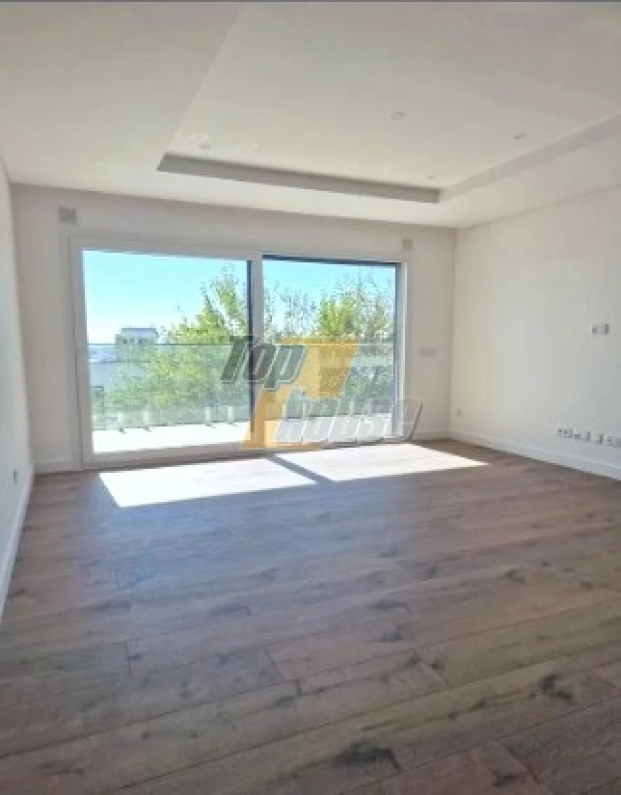 Apartamento T3 para Venda em Laranjeiro e Feijó Foto 2