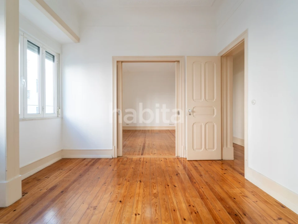 Apartamento T3 para Arrendamento em Arroios Foto 5