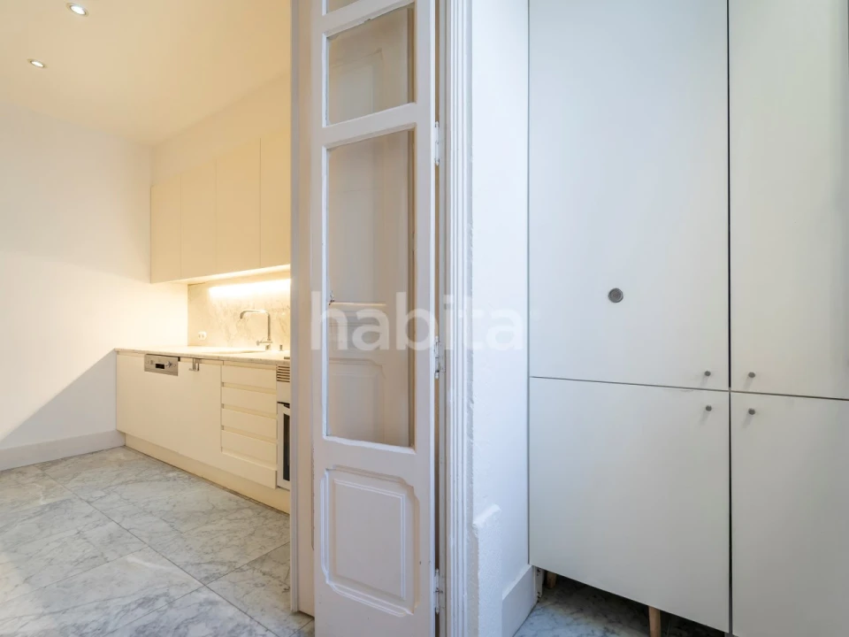 Apartamento T3 para Arrendamento em Arroios Foto 11