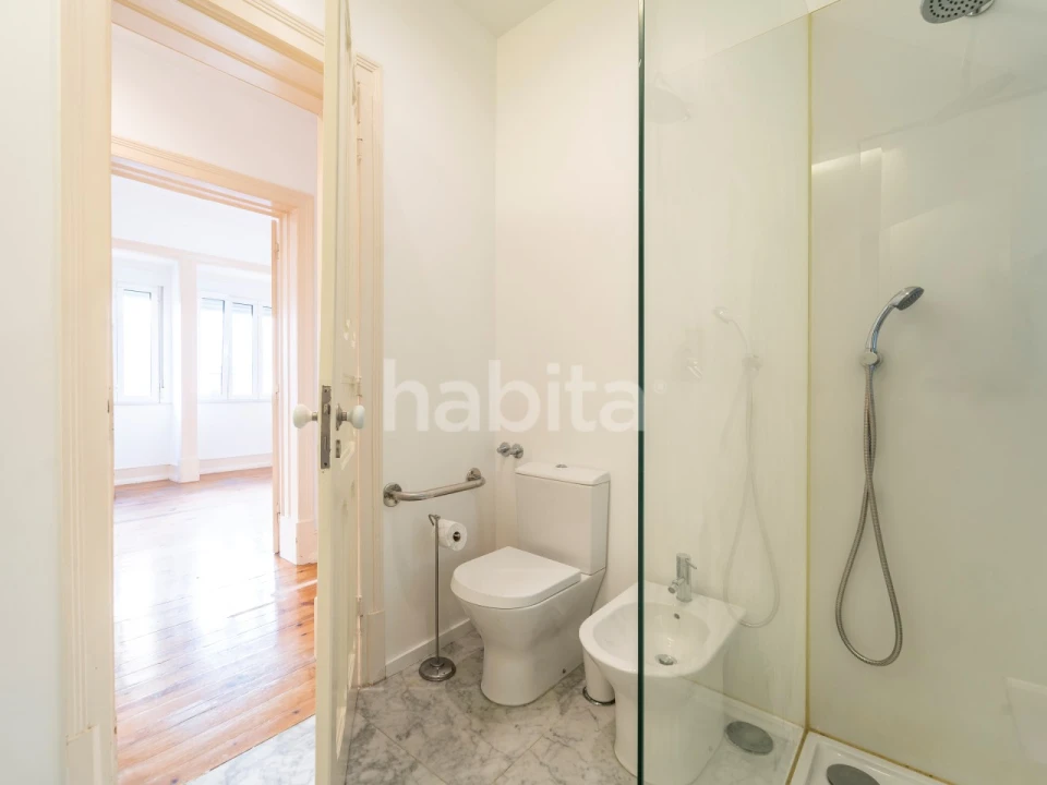 Apartamento T3 para Arrendamento em Arroios Foto 15