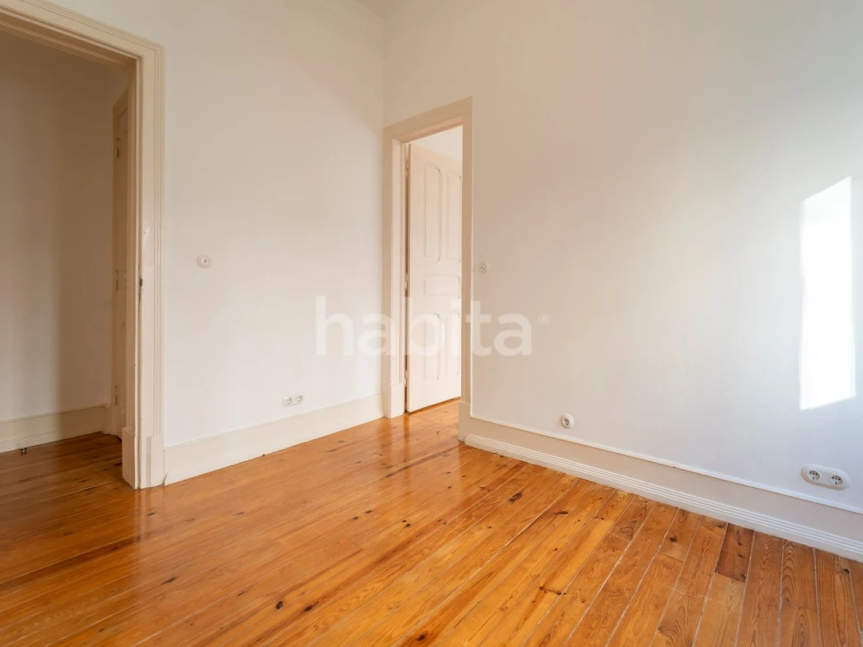 Apartamento T3 para Arrendamento em Arroios Foto 23