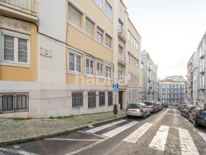 Apartamento T3 para Arrendamento em Arroios Foto 28