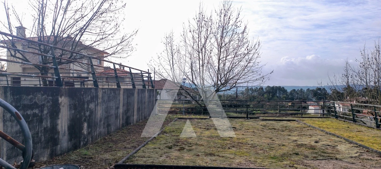 Terreno para Venda em Mujães Foto 4