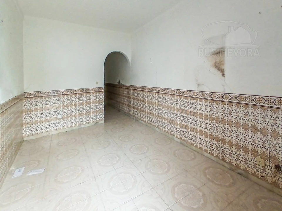 Moradia T2 para Venda em Bencatel Foto 13