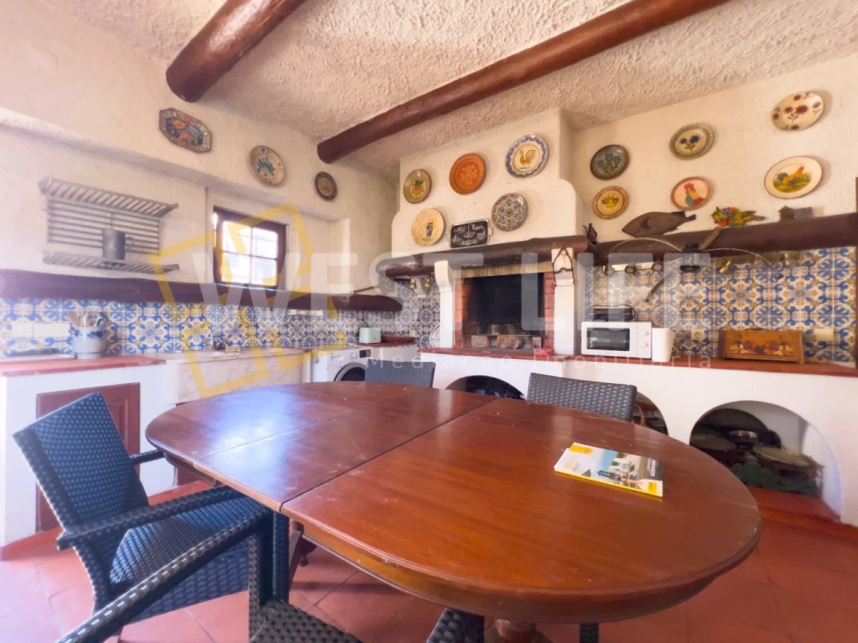 Moradia T6 para Venda em Venda do Pinheiro e Santo Estêvão das Galés Foto 11