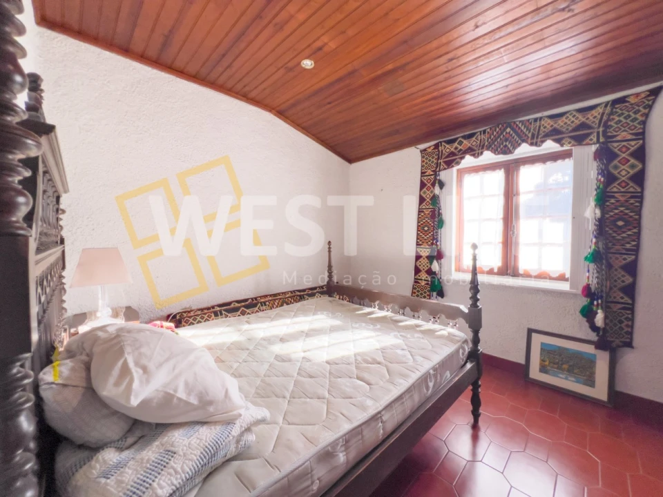 Moradia T6 para Venda em Venda do Pinheiro e Santo Estêvão das Galés Foto 30