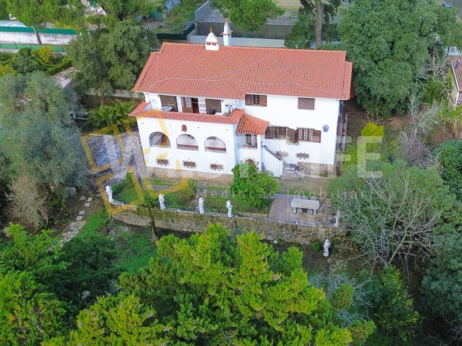 Moradia T6 para Venda em Venda do Pinheiro e Santo Estêvão das Galés