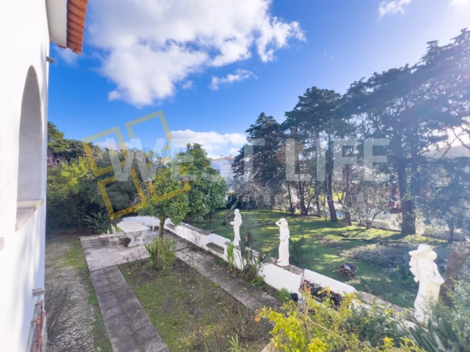 Moradia T6 para Venda em Venda do Pinheiro e Santo Estêvão das Galés Foto 13