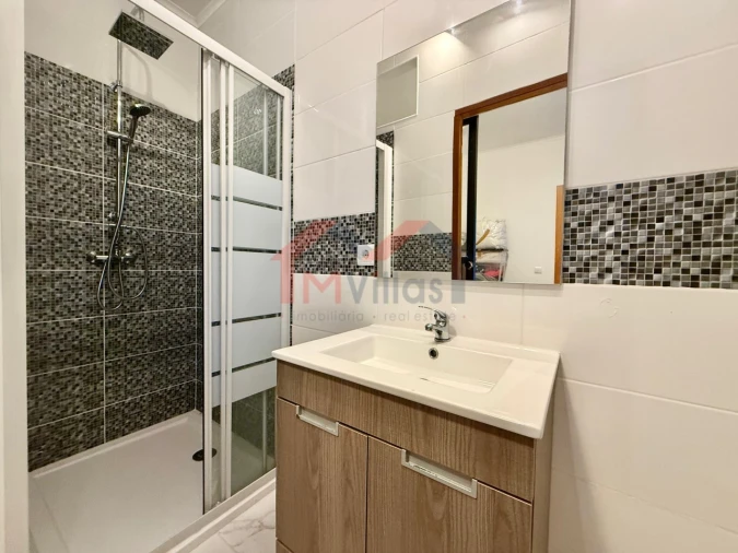 Moradia T2 para Venda em Loule (São Clemente) Foto 10