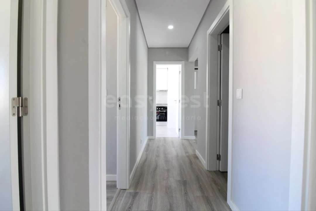 Apartamento T3 para Venda em Amora Foto 9