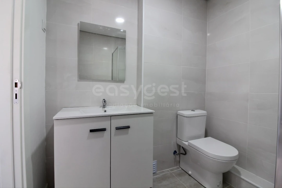 Apartamento T3 para Venda em Amora Foto 14