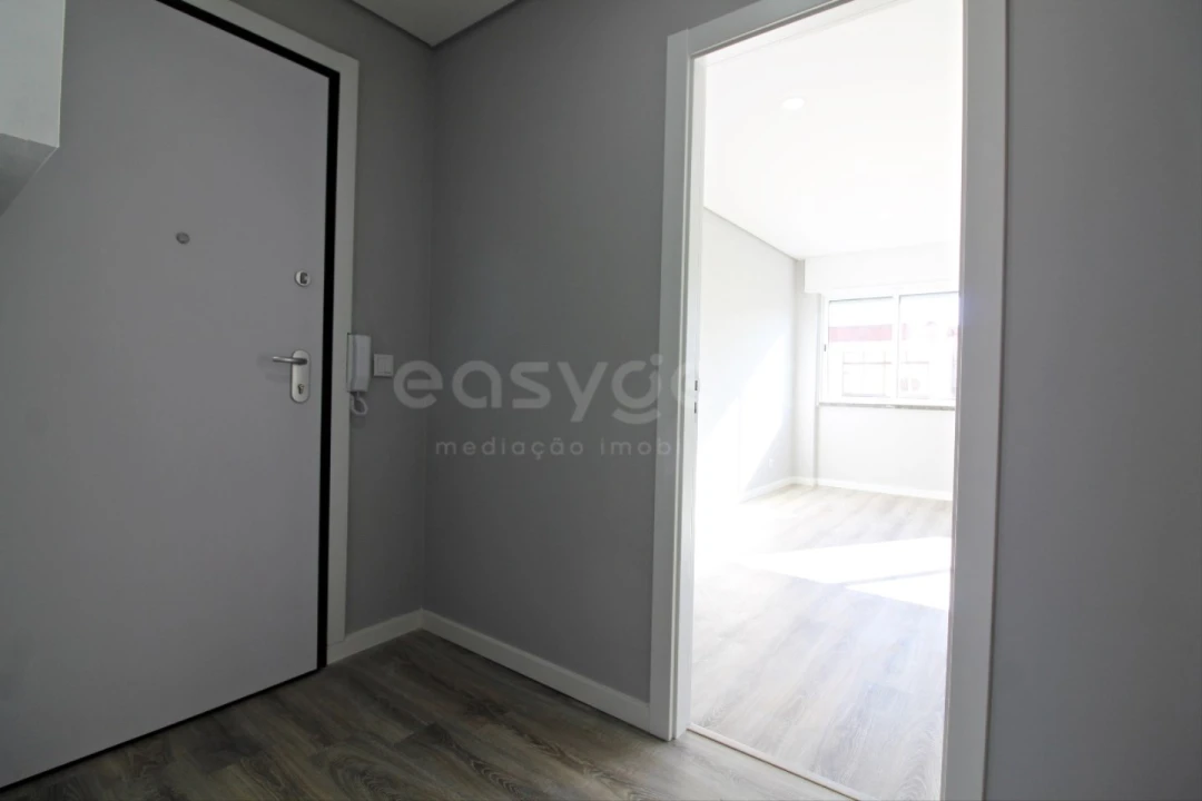 Apartamento T3 para Venda em Amora Foto 25