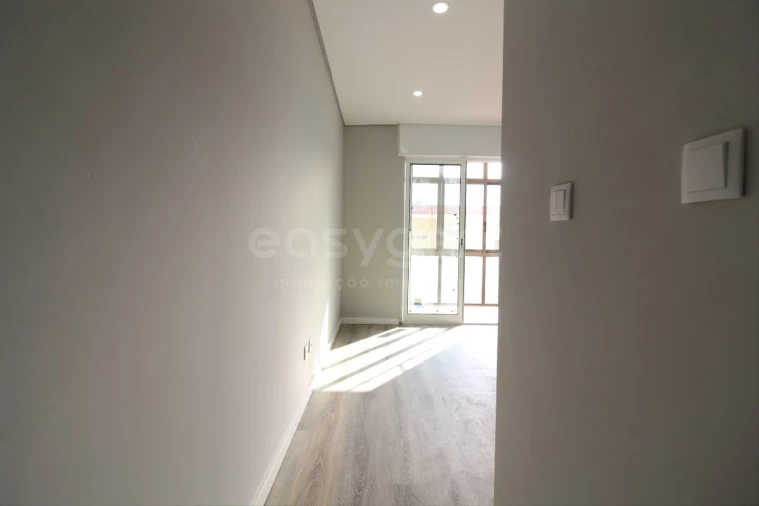 Apartamento T3 para Venda em Amora Foto 19