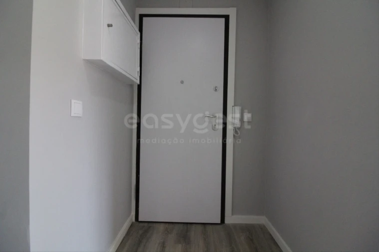 Apartamento T3 para Venda em Amora Foto 24