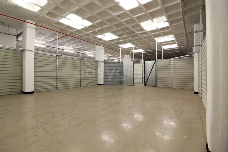 Armazém para Arrendamento em Alhos Vedros Foto 3