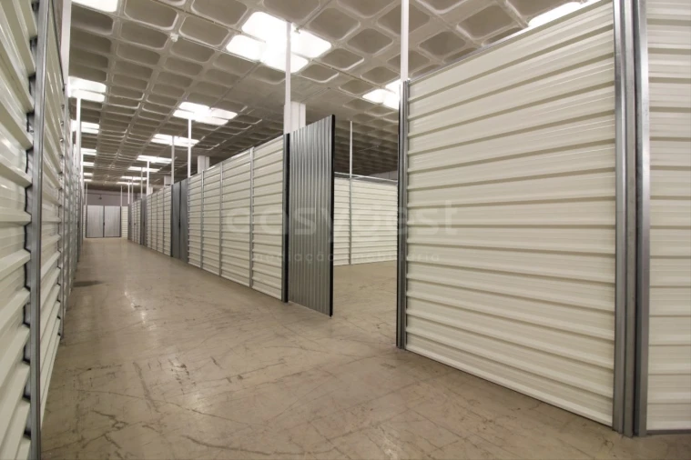 Armazém para Arrendamento em Alhos Vedros Foto 4