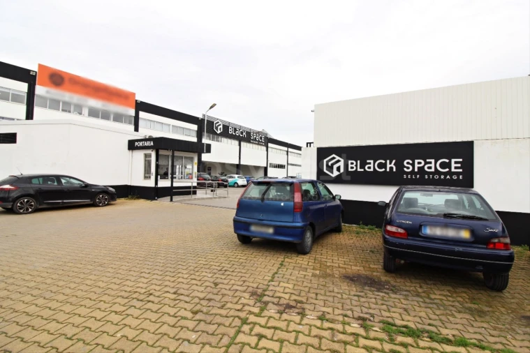 Armazém para Arrendamento em Alhos Vedros Foto 7