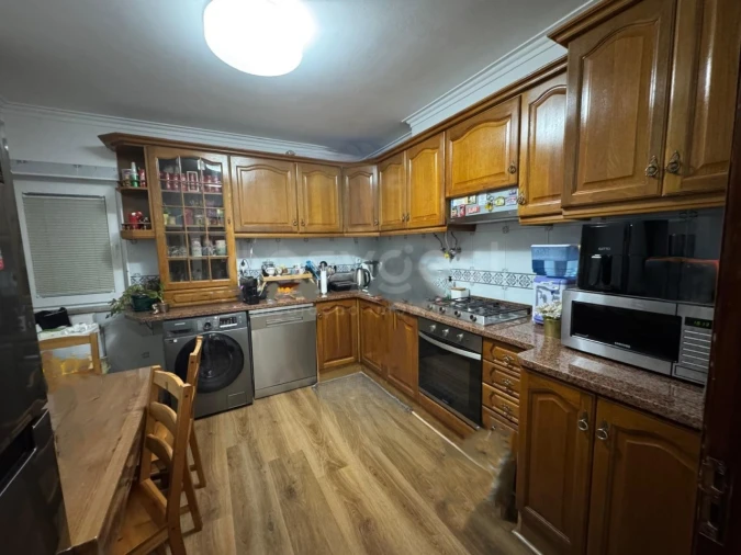 Apartamento T2 para Venda em Algueirão-Mem Martins Foto 14