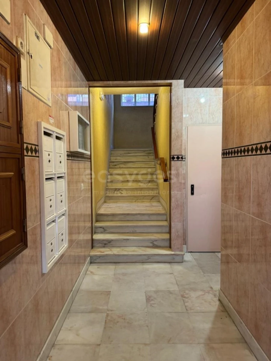 Apartamento T2 para Venda em Algueirão-Mem Martins Foto 17