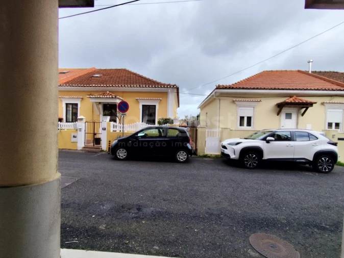 Apartamento T2 para Venda em Algueirão-Mem Martins Foto 19