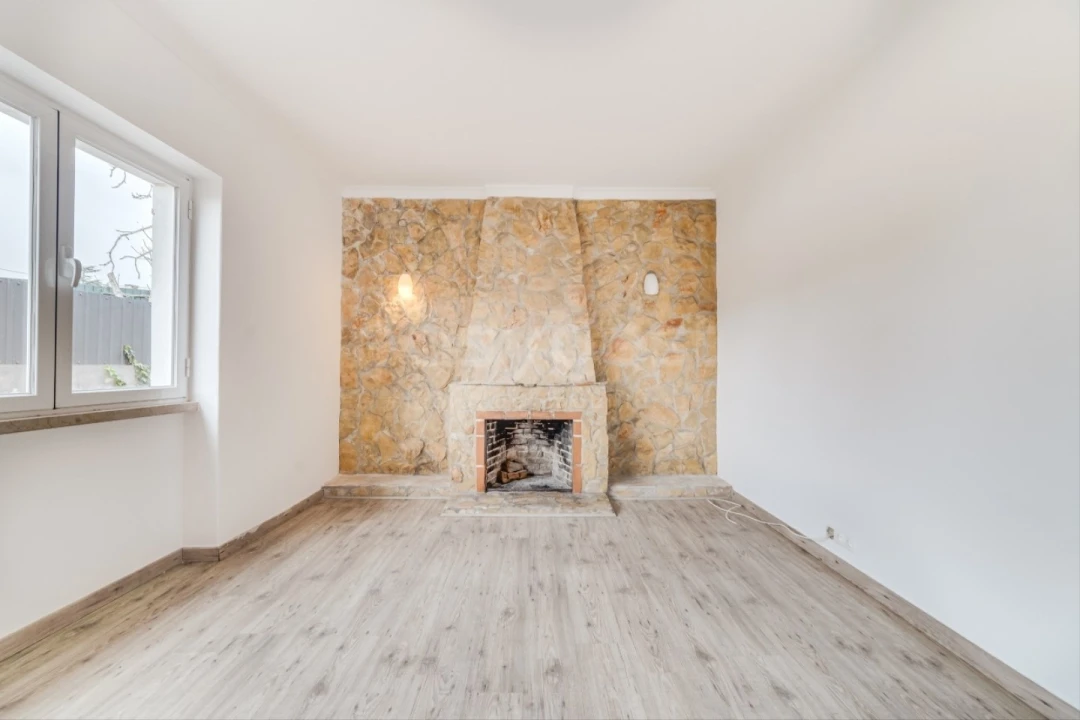 Moradia T3 para Arrendamento em Sesimbra (Castelo) Foto 6