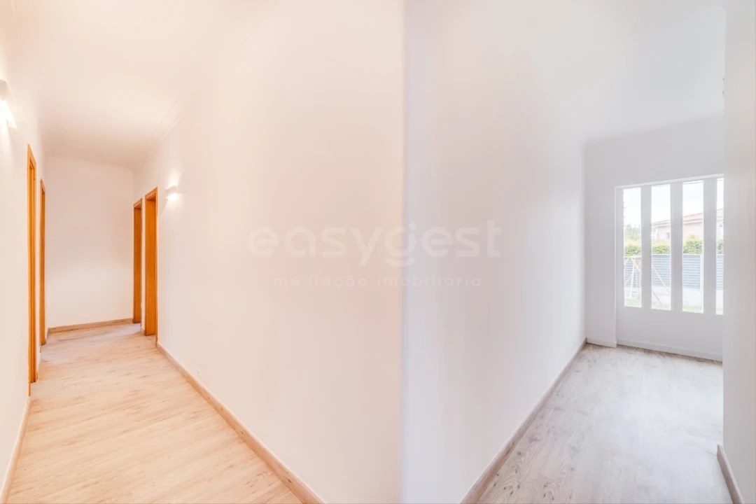 Moradia T3 para Arrendamento em Sesimbra (Castelo) Foto 9