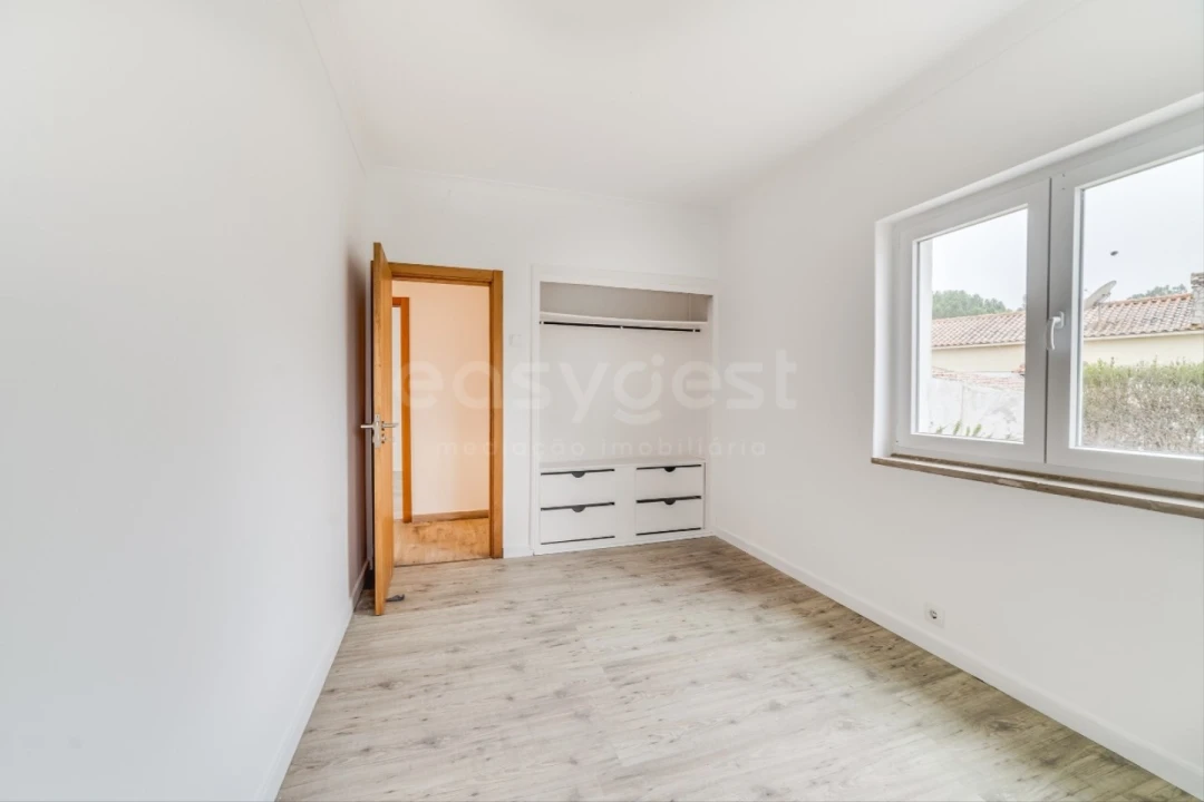 Moradia T3 para Arrendamento em Sesimbra (Castelo) Foto 26