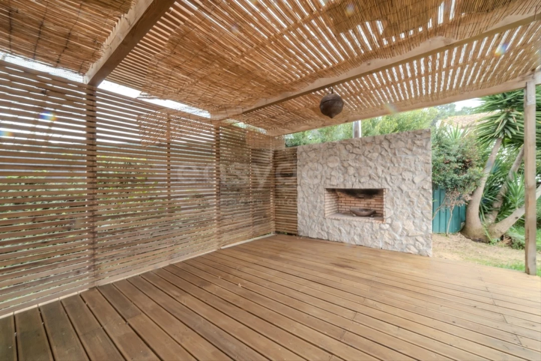 Moradia T3 para Arrendamento em Sesimbra (Castelo) Foto 28