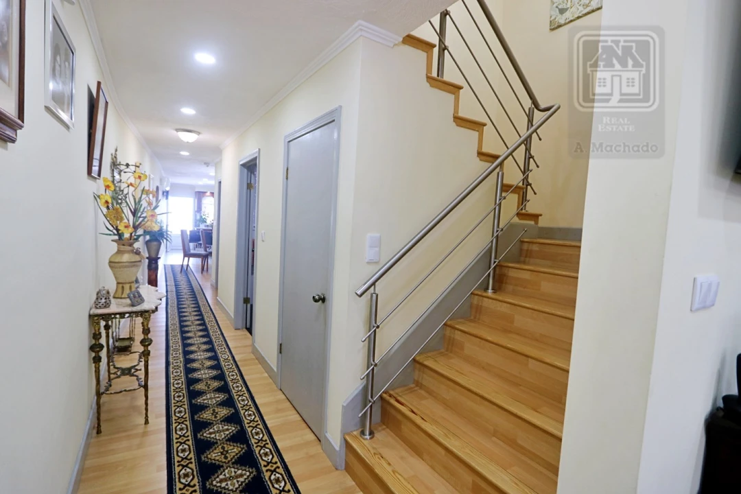 Moradia T2 para Venda em Rosto do Cão (São Roque) Foto 13