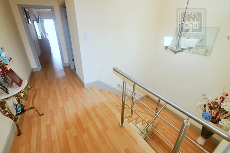 Moradia T2 para Venda em Rosto do Cão (São Roque) Foto 32